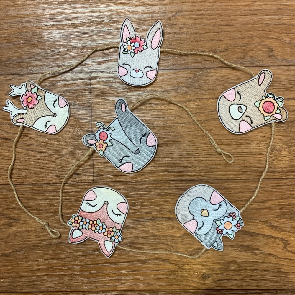 Woodland Garland Banner